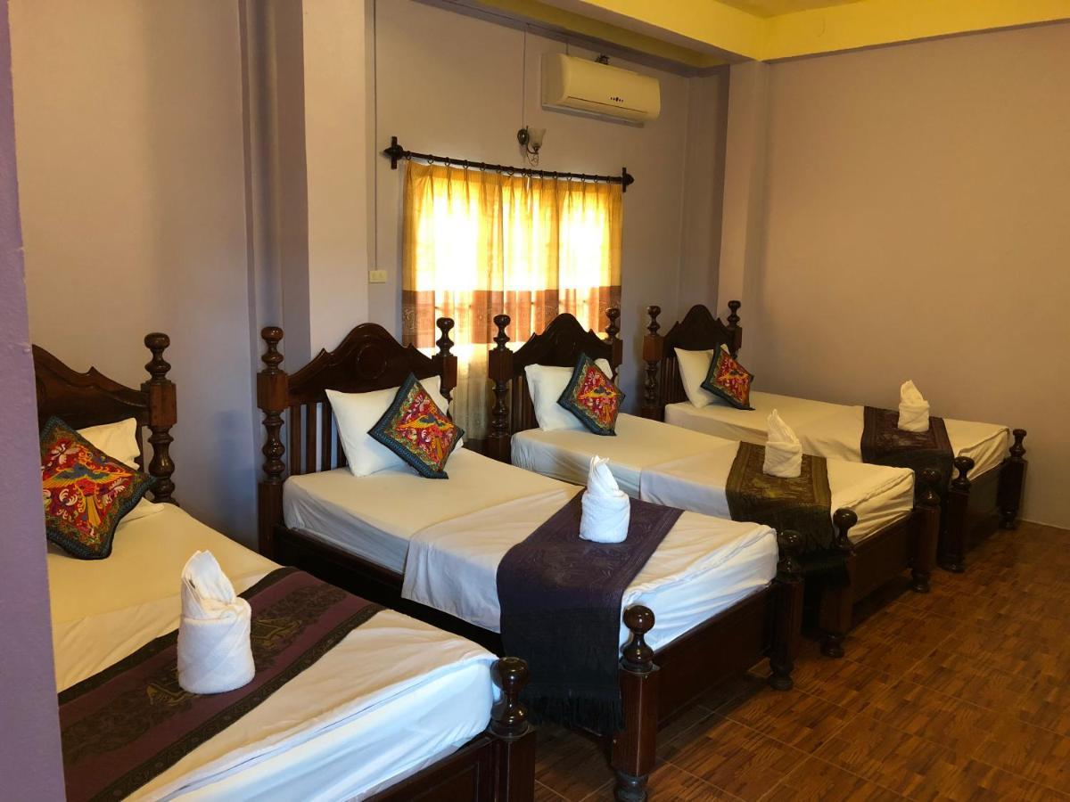 Soutjai Guesthouse & Restaurant Vang Vieng Exterior foto